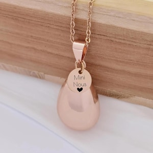 Pregnancy bola with drop and customizable medal, bola with customizable initials, future mother gift