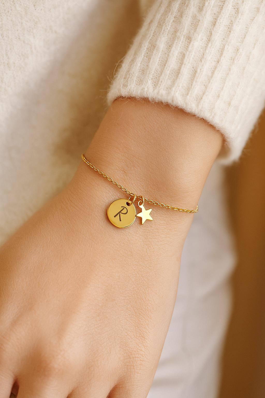 Bracelet Initiale Personnalisable A-Z - Acier Inoxydable 316L - 5 Coloris - Câble Torsadé élastique - 7