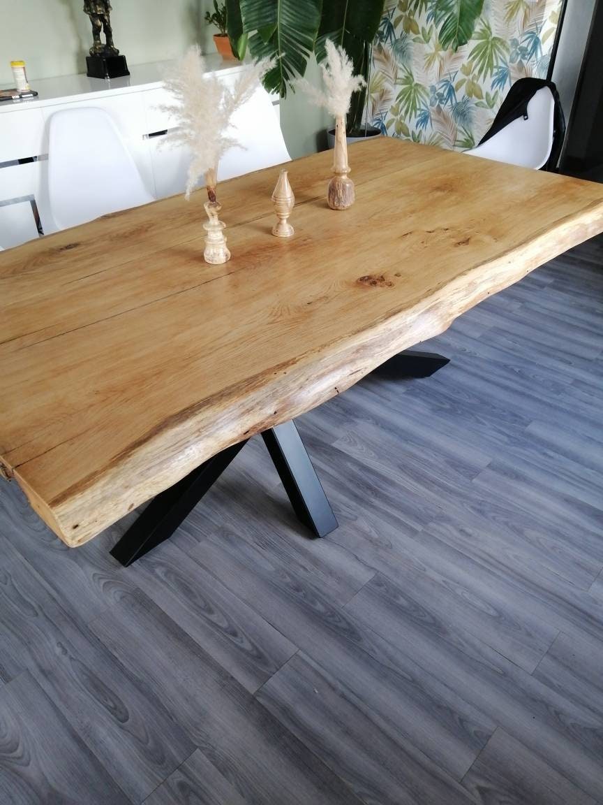 Table de Salle à Manger Live Edge sur Commande