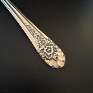 Wm Rogers Mfg Co &quot;Jubilee&quot;, 1953, Assorted Pieces