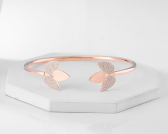 Flexible Leaves Diamond Bracelet | Rose Gold Bangle Bracelet in Sterling Silver | Cuff bracelet for mom | Cluster Diamond Charm Bracelet