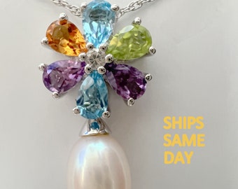Natural multicolor gemstone pendant with freshwater pearl, silver necklace for her. Pear cut Amethyst, Blue topaz, peridot teardrop pendant.