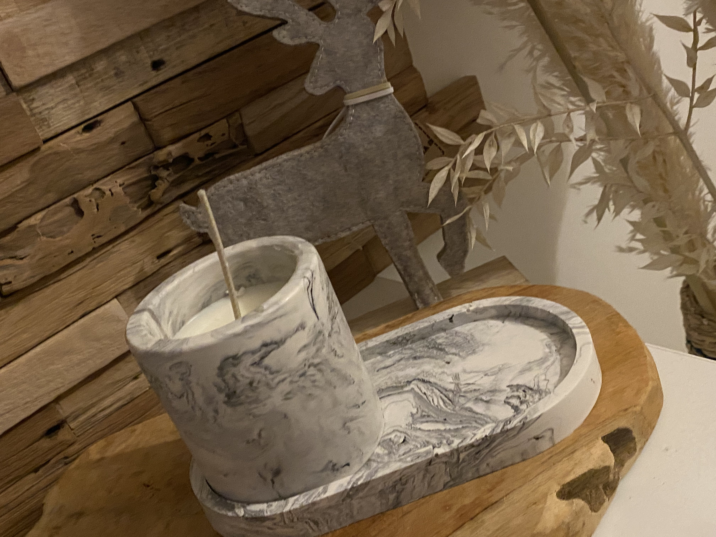 Bougie Naturelle Senteur Patchouli et Son Plateau