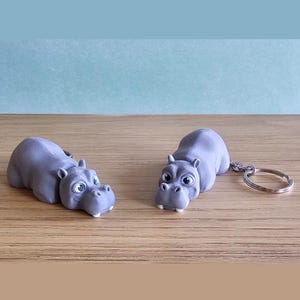 3D Printed Hippo Keychain, Cute Movable Head Hippo, Animal Lover Gift, Unique Keychain for Keys, Fun Mini Hippo Charm, Hippo Enthusiast