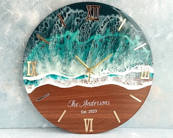 Personalizable Epoxy Ocean Wall Clock Wedding Gift for Couple, Modern Beach Wall Clock, Epoxy Resin Wall Art