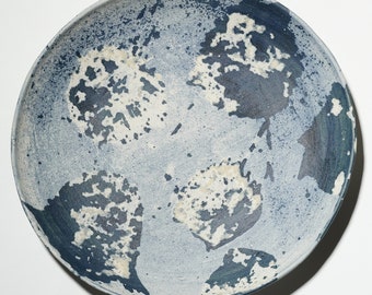 Nobuko Konno Large Round Plate Spot Blue