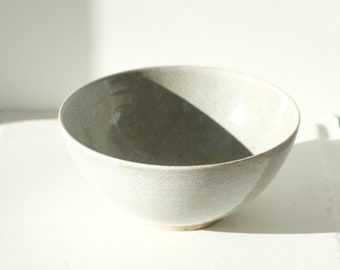Hyouzangama Kairagi Crackle Glaze Bowl Large