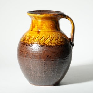 Fumotogama Shodaiyaki Flower Vase