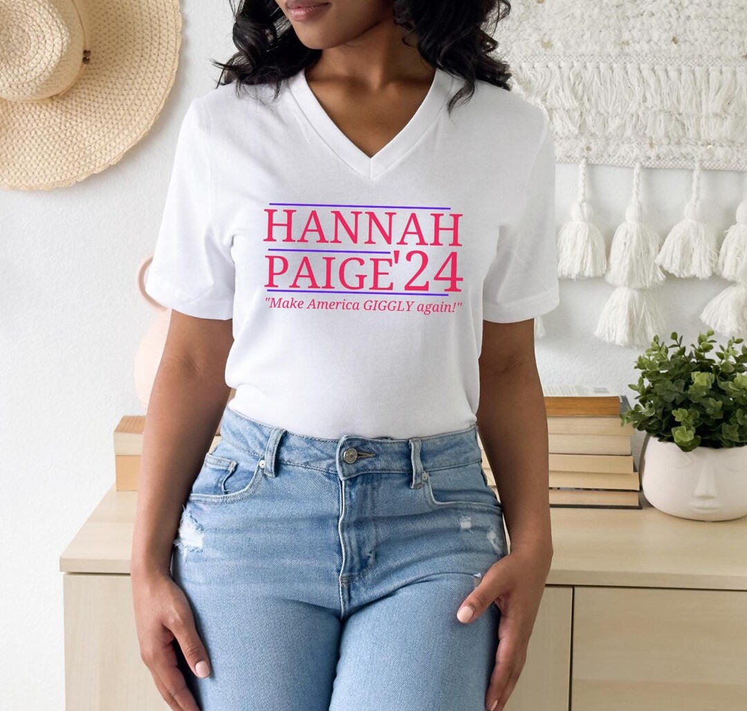 Giggly Squad V Neck Shirt, Club Giggly Merch, Giggly Squad T-shirt