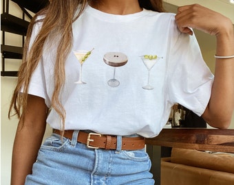 Martini Lover Gift, Extra Dirty Martini, Brunch Shirt, Martini Lover Shirt, Martini Shirt,Martini T-shirt,Cocktail Club Shirt,Martini Girl
