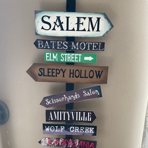 Halloween directional signs cricut