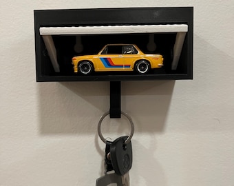Garage Key Hanger to Display Diecast/Hotwheels