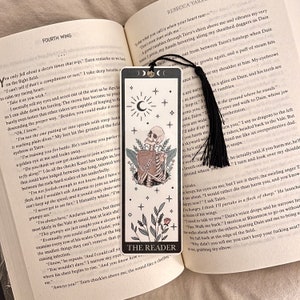 The Reader Skeleton Tarot Card Bookmark | Gothic Bookmark | Birthday Gift | Booktok Bookmark | Bookish Gifts for Readers | Handmade Bookmark