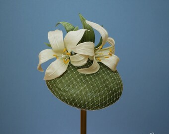 Cocktail Button Hat with Lilies | vintage style hat | Luxuriant Lilies