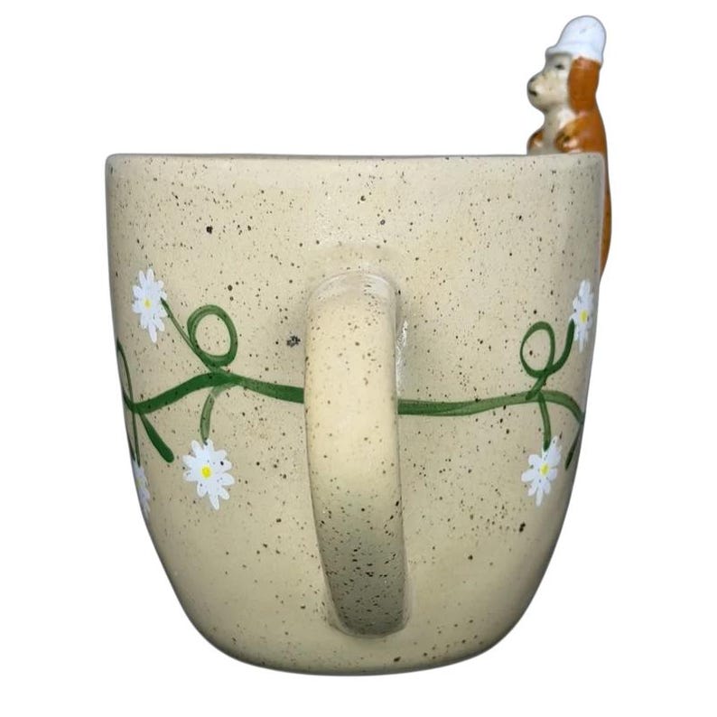 Daisy Garland vintage Mug 3D Dog Urban Outfitters with floral design and dog figurine handle