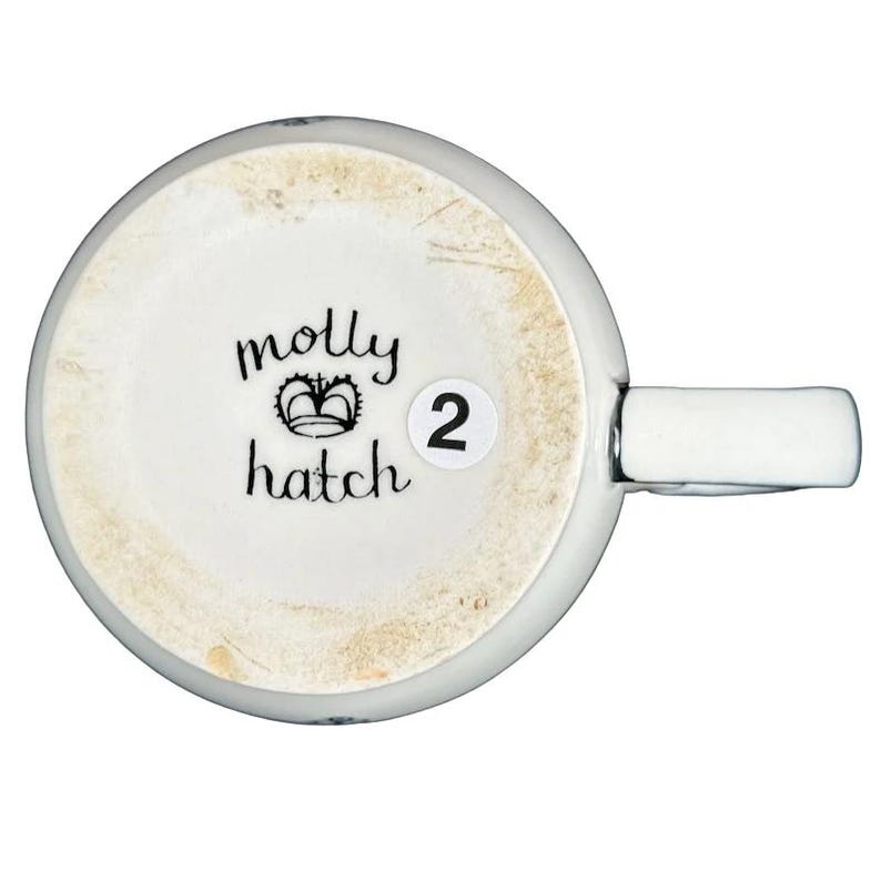 Taza con monograma "T" de Molly Hatch, Anthropologie imagen 13