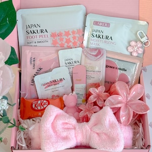Self Care Gift Box for Her – 16 Piece Sakura Spa Pamper Set, Mother’s Day & Birthday Gift