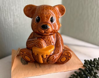 Bear honey pot and stick