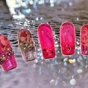 Monarch Butterfly Hot Pink Glitter Jelly Frenchtip