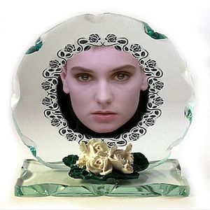 Sinead O&#39;Connor,  Photo Cut glass Round Plaque, Nothing Compares 2 U, Limited Special Edition , by Cellini Plaques