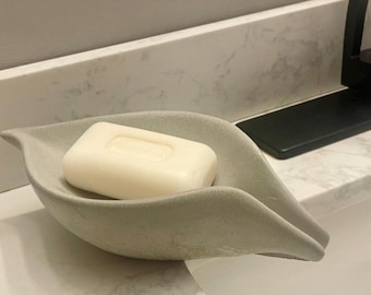 NICOLE - CUSTOM ORDER soap dish