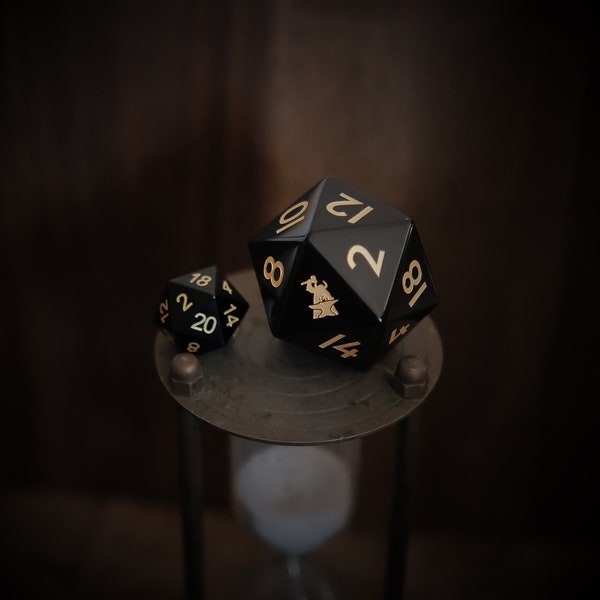 Obsidienne naturelle grand D20 dés de pierre précieuse unique dés Jumbo D20 pour jeu de société mdn jeu de dés avec Logo Forgic