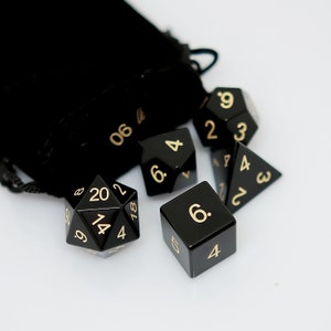 Natürliche Obsidian Würfel Set Edelstein Würfel 7er Set für DND RPG Table-top Brettspiel
