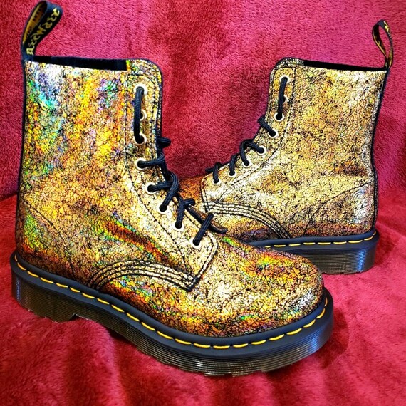 Dr. Martens Pascal Iridescent Crackle 