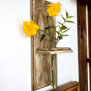 An der Wand befestigte Blumenvase aus Holz - Rustikale Knospe-Vase im Landhaus-Stil - Minimalistische natürliche Wohnkultur - Pflanzenhalter - Vermehrungs-Pflanzenröhre