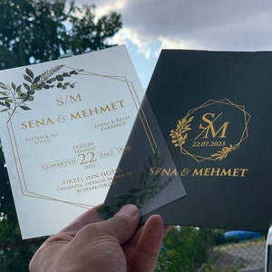 Inviti floreali in acrilico, pacchetto di inviti moderni, invito in lamina d'oro, Quinceanera in acrilico, invito a nozze con busta verde smeraldo, elegante
