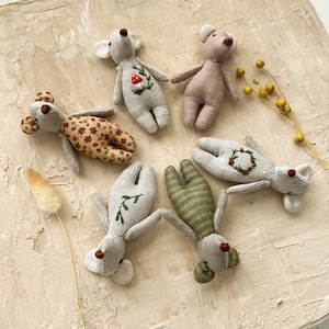 Little linen mouse, linen little mouse, linen toys, mini linen toys, mini mouse toy