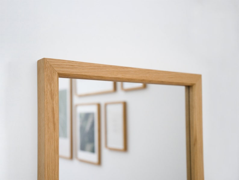 Spiegel aus massivem Eichenholz für Badezimmer, Flur: Mid-Century, Skandinavisch, Klassisch, Rechteckig, Eichenrahmen, Vertikal, Horizontal Bild 3
