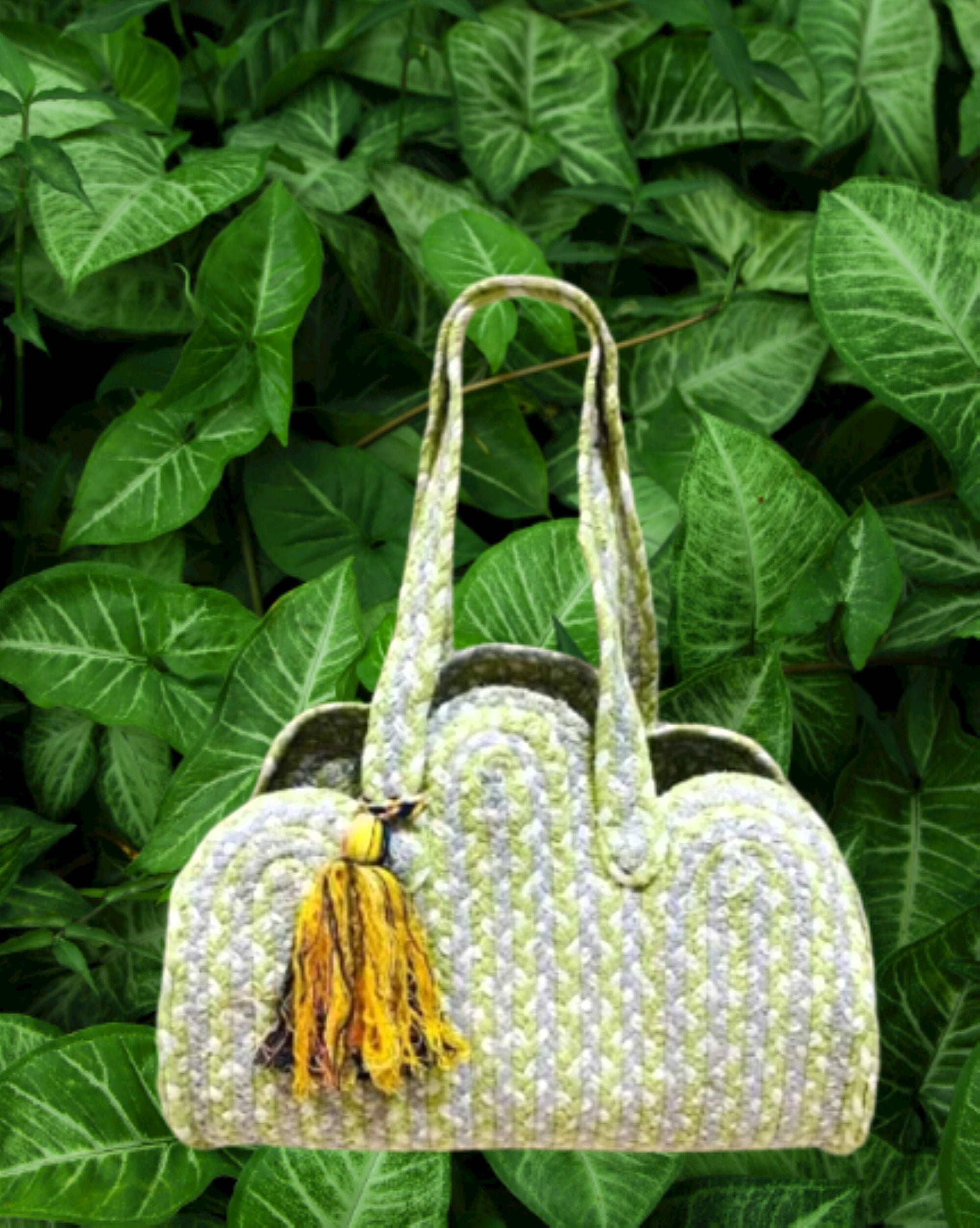Hand Painted Short Handle Yellow Jute Handbag