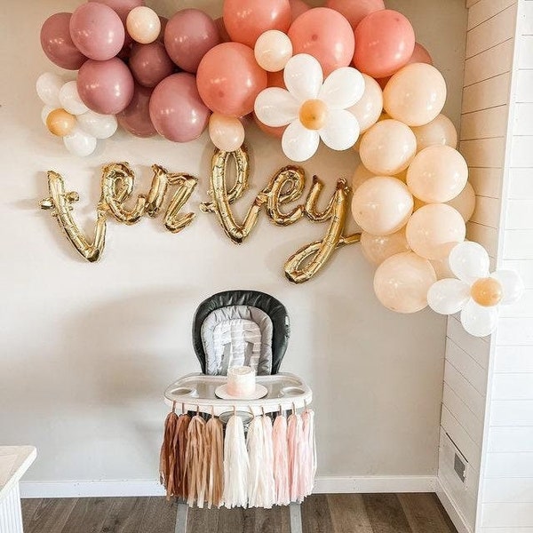 DIY Daisy Balloon Garland, Flower Arch Decor, Groovy Birthday Decor, Baby Shower Decor, Boho Bridal Shower Arch, Flower Themed Boho Garland