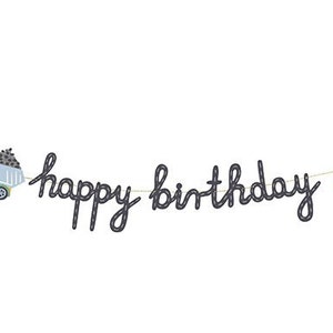 K&ouml;nnte beinhalten: Ein Banner mit dem Schriftzug "happy birthday" in dunkelgrauer Schrift. Das Banner ist mit Baufahrzeugen und orangefarbenen Verkehrskegeln verziert. Zu den Fahrzeugen geh&ouml;ren Muldenkipper, Betonmischer und ein Frontlader.