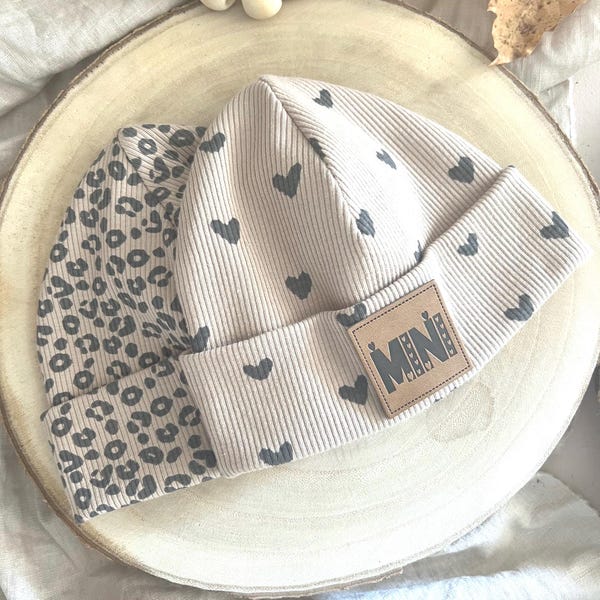 Baby and child beanie made of rib jersey | Print LEO or BIG HEARTS Greige | Handmade autumn hat | Choice of statement label