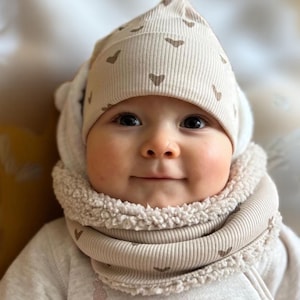 Beanie Baby u. Kind aus Rib-Jersey I Print HEARTS Chocolat I Handmade Mütze Herbst I Statement-Label wählbar imagem 6