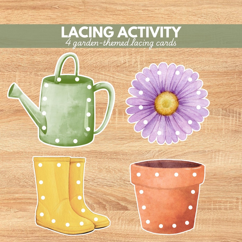 Op de afbeelding: Een rijgactiviteitenset met 4 kaarten in tuinthema met de tekst LACING ACTIVITY 4 garden-themed lacing cards. De kaarten bevatten een groene gieter, een paarse bloem, gele regenlaarzen en een terracotta bloempot.