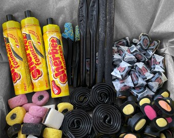 Flyers Giant Sour Liquorice Sticks Carton - 40 Sticks - View #11
