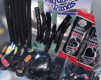 Liquorice gift box, sweet box, hamper. Giant flyers, wands, pontefract cakes, creme rock, toffee, coloured liquorice, pic n mix, retro