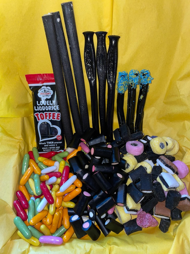 Liquorice Gift Box, Bassetts, Liquorice, Pontefract Cakes, Liquorice