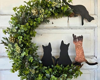 Natural Green Witch Multiple Cats Crescent Moon Wreath • Celestial Front Door Hanger • Boho Botanical Cottagecore Decor • Cat Lovers Gift