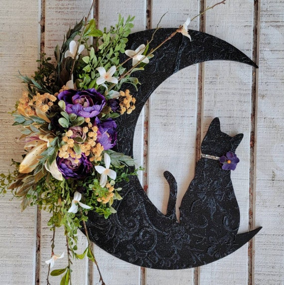 Cat Crescent Moon Wreath Witchy Botanical W Gold Lily Ethereal Celestial Door Hanger Halloween Lunar Home Wall Decor Kitty Lover Gift Etsy UK