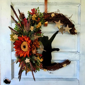 Cat Moon Wreath Fall Sunflower Crescent Moon Wreath w/ Stars • Witchy Celestial Door Hanger • Halloween Lunar Decor • Thanksgiving Wreath