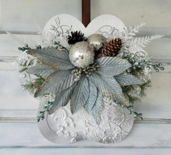 クリスマス(白クリスマスリース)わんちゃん猫ちゃん用首輪 クリスマス(白クリスマスリース)わんちゃん猫ちゃん用首輪 Creema限定