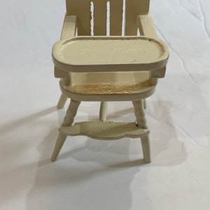 Dollhouse Vintage White Wooden Highchair