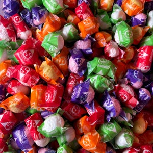 UK Freeze Dried Original Fruity Square Chews - Vegan, Vegetarian & Halal | Crunchy, Airy and Flavourful Sweets | Tik Tok Viral Sweets