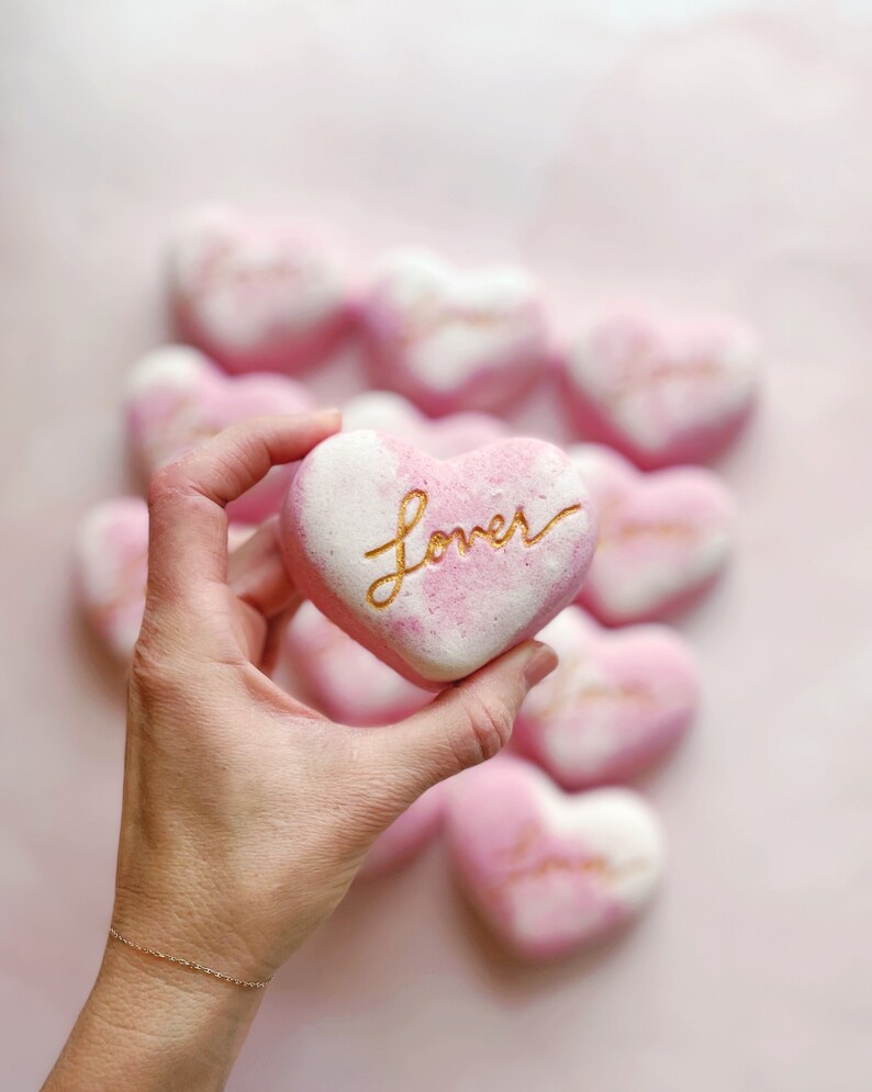 Lover Heart Bath Bomb image 5