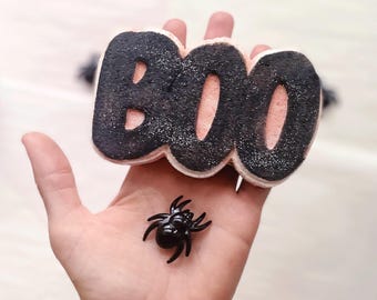 Boo bath bomb