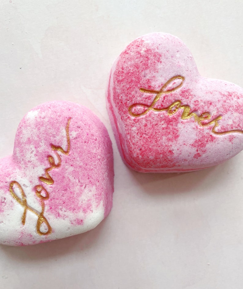 Lover Heart Bath Bomb image 3